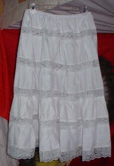 Falda blanca – MaxiVictori